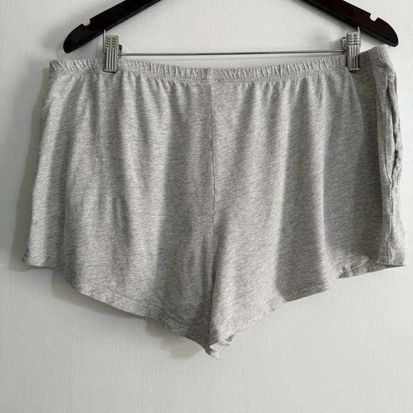 Stars Above Gray Pajama Shorts Size XL - Picture 3 of 8